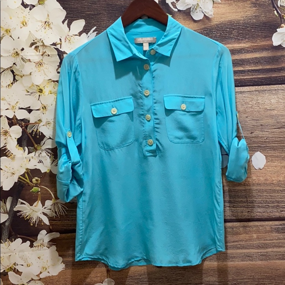 BANANA REPUBLIC Silk Blouse